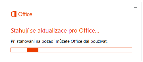 Okno MS Office s grafickým znázorněním průběhu stahování aktualizace