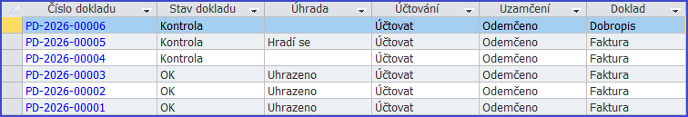 Pole Stav dokladu, Úhrada, Účtování a Uzamčení v tabulce agendy. Snímek obrazovky je ilustrační. Pole Stav dokladu, Úhrada, Účtování a Uzamčení v tabulce agendy. Snímek obrazovky je ilustrační.
