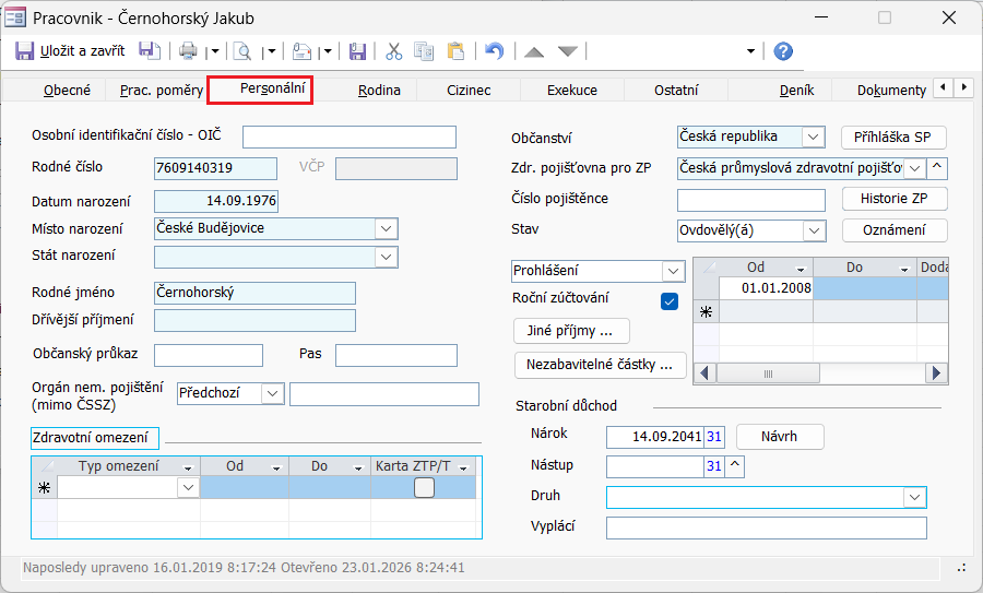 Dialog Pracovník, příklad karty Personální. Světle modré podbarvení vyznačuje povinná pole.